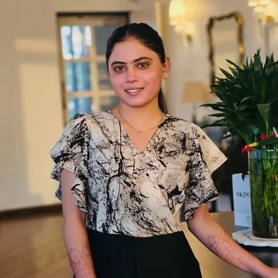 Alvira Mir Fan Club profile