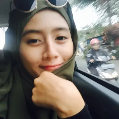 Alya Sha profile
