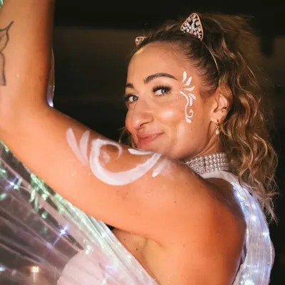 Alyssa DeMarco Hamilton profile