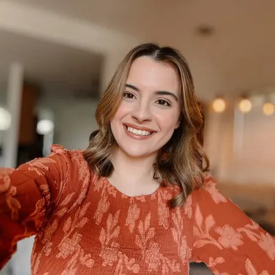 Alyssa Shouse profile