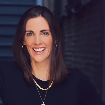 Amanda Byrne Lynch | Style Director & Content Strategist profile