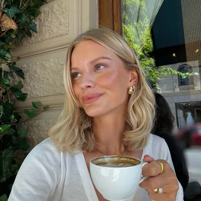 Amanda Sand profile