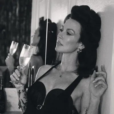 Amanda Shires profile