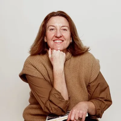 Amanda Perry profile