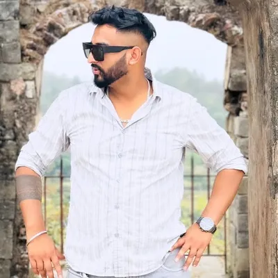 Aman Dhillon profile