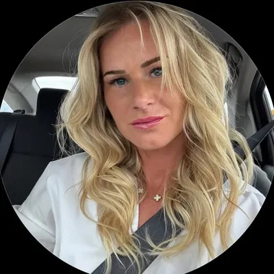 AMANDINΣ HΣNRY profile