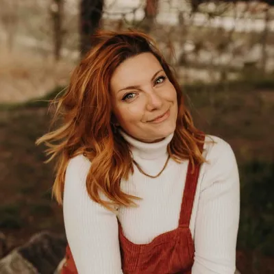 Amandine Carriqué profile