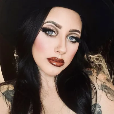 Amber Mannon profile