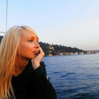 Travel and Books ๐ต๐ profile
