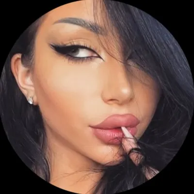 Amber Scholl profile