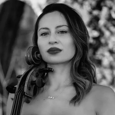Ambra Artists profile