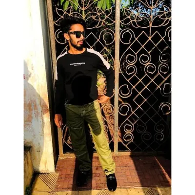 امین profile