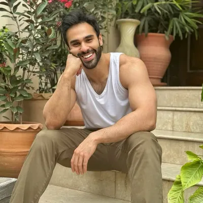 Ameer Gilani profile