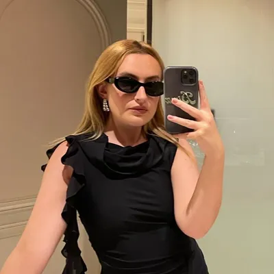 Amelia Dimoldenberg profile