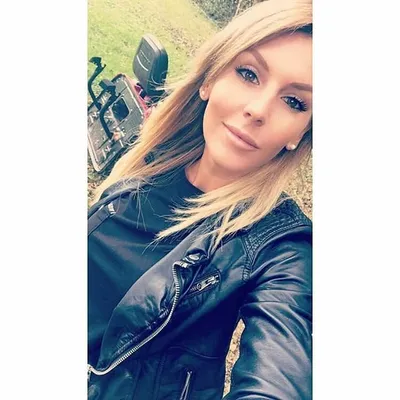 Team Amelie Neten Famelie Off profile