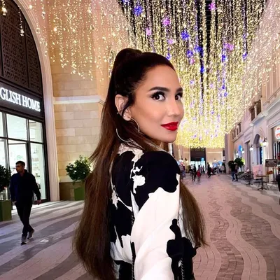 AMENA ✨ profile