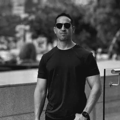 Amirhossein Farzaneh profile