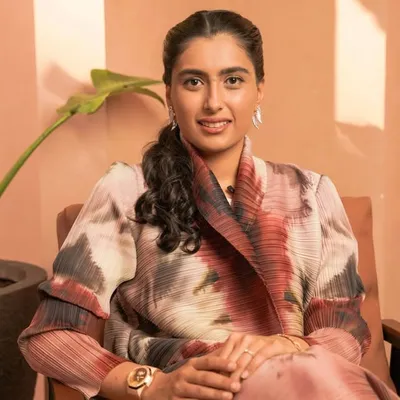 Amira Sajwani أميرة سجواني profile