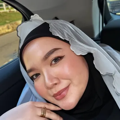 Amira | Lifestyle & Beauty profile