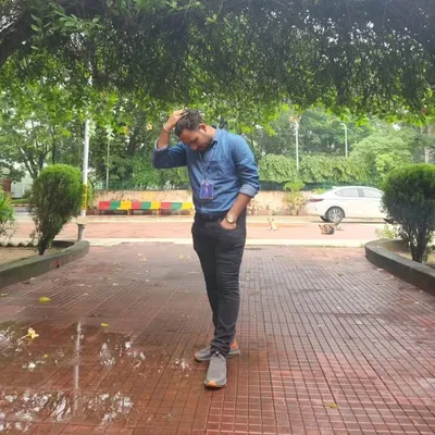 Amit Sen profile