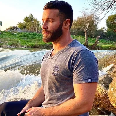 עמית בחובר profile