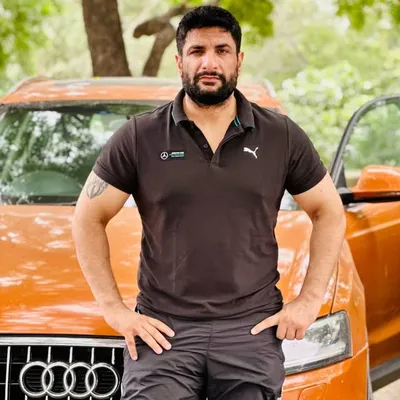 Amit Rathi profile