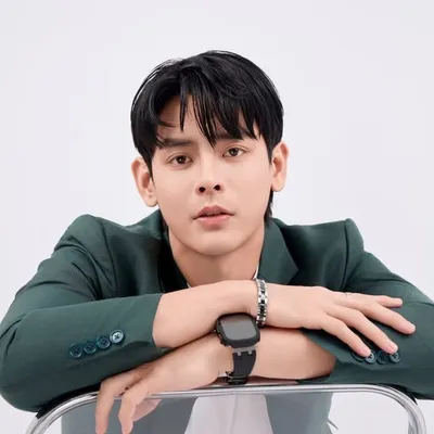 Amos Ngeow 饶新豪 profile
