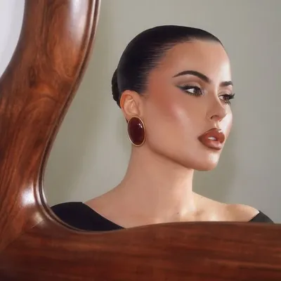 Amra Olević Reyes profile