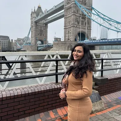 Amruta Kulkarni profile