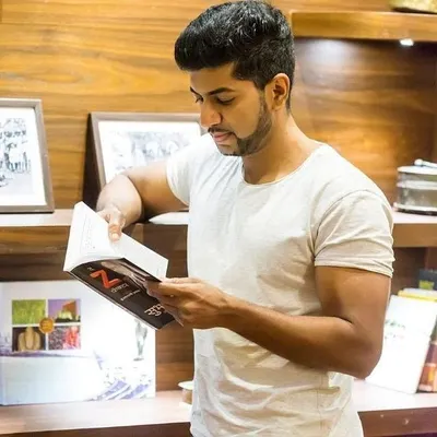 Booklet Guy, Amrut Deshmukh profile