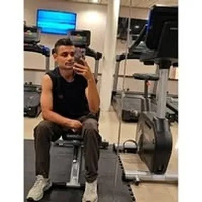 अमू 🎃 profile