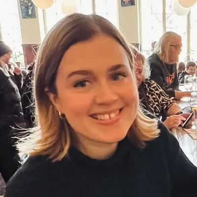 Amy Deasismont profile
