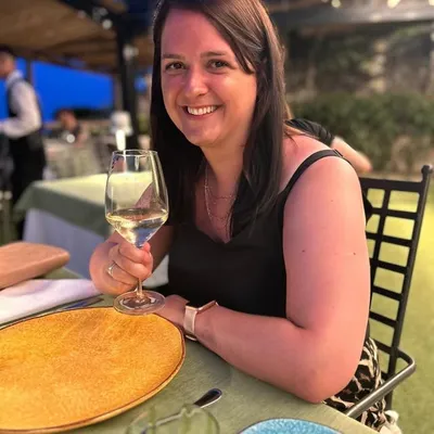 Amy McLaughlin profile