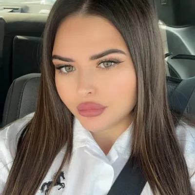 Ana Gixhari profile