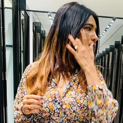 Ana✨Writer on a roll🌈 profile