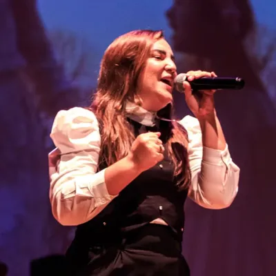 Ana Amélia | Cantora & Compositora 🎤🎶 profile