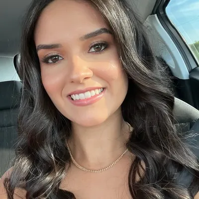 Ana Laura profile