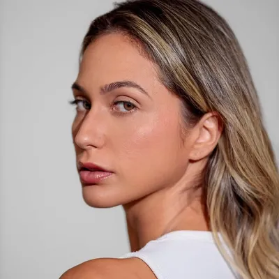 Ana Heckert profile