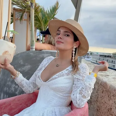 ANAIS DEL RIO profile