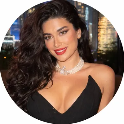 Ana-Maria Lintaru 🌸 profile