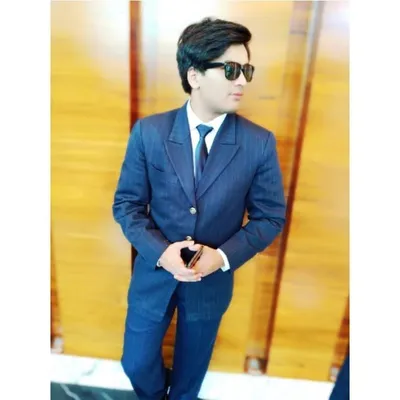 Anand Zaveri profile