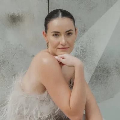 ana victoria | ๐ elevated shopping profile