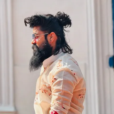 Anchor Abhi profile