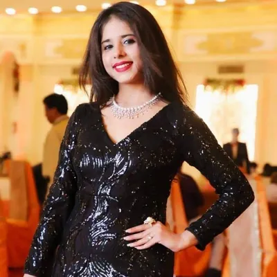 Anchor Karishma Aarohi (miss miracle ) profile