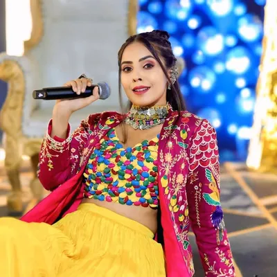 Anchor Neha 🎤 profile