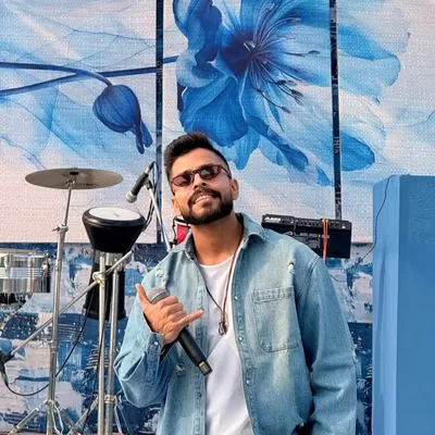 Anchor Piyush profile