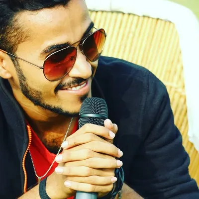 Anchor Gautam Rawal Official profile