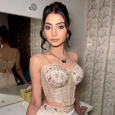 Anchor Naina Arora ๐ค profile