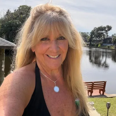 Andi Wallace profile