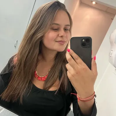 Andrea profile